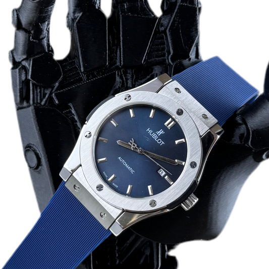 HB Auto Exclusive